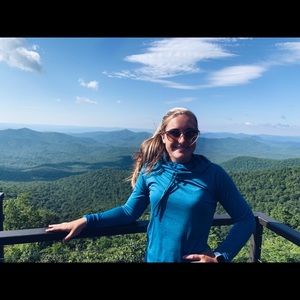 Meet your Posher, Haley